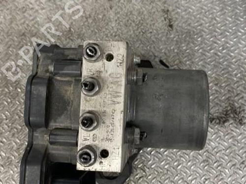 Used ABS pump VW POLO VI (AW1, BZ1, AE1) 1.6 TDI (80 hp) 30484485