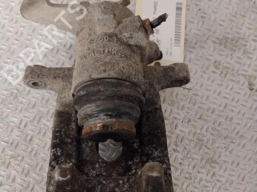 Used Right rear brake caliper Right rear brake caliper 30333135 30333135