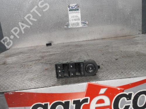 Used Left front window switch OPEL ZAFIRA / ZAFIRA FAMILY B (A05) 1.7 CDTI (M75) (110 hp) 24085568