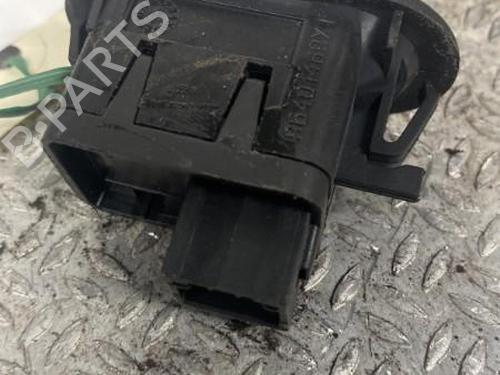 Used Left front window switch Left front window switch CITROËN C3 I (FC_, FN_) 1.1 i (60 hp) 24100136 24100136