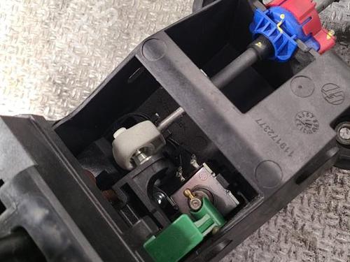 Gearstang CITROËN C3 III (SX) 1.2 THP 110 (SXHNPS, SXHNZT, SXHNZ6) (110 hp) 24098584