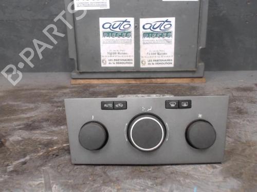 Commande Chauffage OPEL ASTRA H Estate (A04) 1.7 CDTI (L35) (101 hp) 24070690