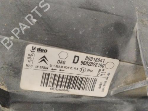 Faro derecho CITROËN BERLINGO MULTISPACE (B9) 1.6 HDi 110 (112 hp) 28615029