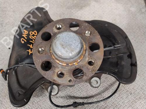 Used Left front steering knuckle Left front steering knuckle MERCEDES-BENZ C-CLASS (W204) C 200 CDI (204.007, 204.006) (136 hp) 33007452 33007452