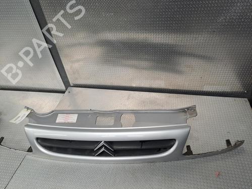Used Grille CITROËN SAXO (S0, S1) 1.1 X, SX (60 hp) 24100549