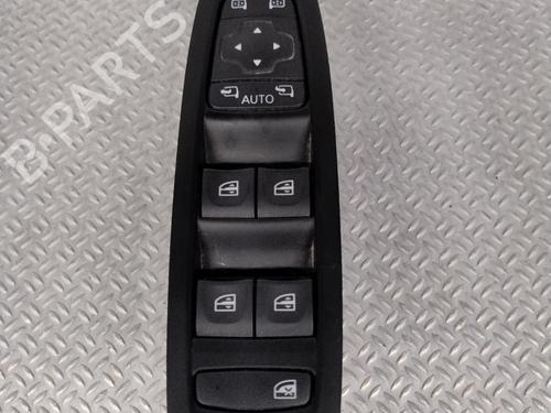 Used Left front window switch RENAULT MEGANE IV Hatchback (B9A/M/N_) 1.5 dCi 110 (B9A3) (110 hp) 29441425