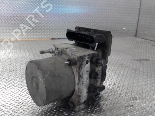 Used ABS pump TOYOTA COROLLA Verso (ZER_, ZZE12_, R1_) 2.0 D-4D (CUR10_, CUR10R) (116 hp) 30483407