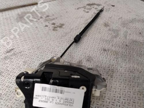 Used Front right lock VW PASSAT B7 (362) 1.6 TDI (105 hp) 28087789