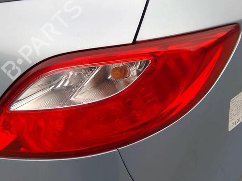 Right taillight MAZDA 2 (DE_, DH_) 1.3 (DE3FS) | BP24076727C35 - Image 2
