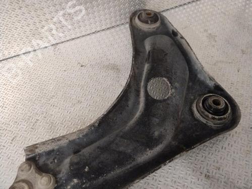 left-front-suspension-arm-peugeot-207-cc-wd_-2007-2008-2009-2010-2011-2012-2013-2014-2015-30483225 main image