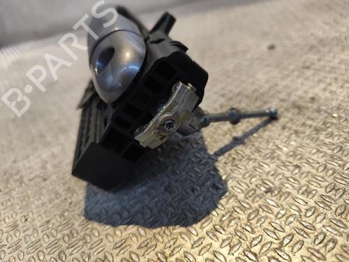 front-left-exterior-door-handle-renault-clio-iv-bh_-2012-2013-2014-2015-2016-2017-2018-2019-2020-2021-33727231 main image