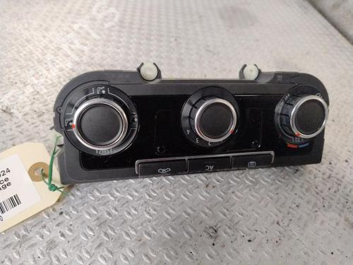 Used Climate control Climate control VW GOLF VI (5K1) 1.4 (80 hp) 27268587 27268587