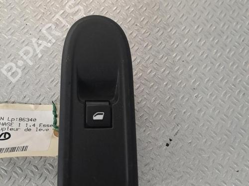 Used Switch Switch CITROËN C3 II (SC_) 1.4 (73 hp) 24070871 24070871