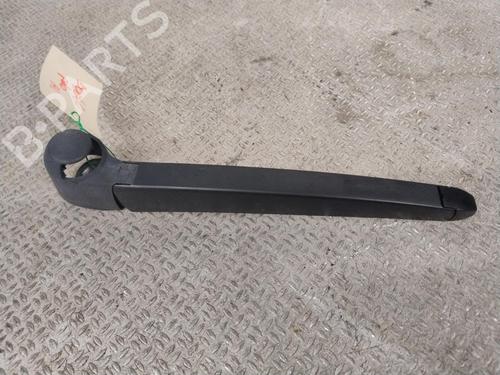 Bagrudeviskerarm VW POLO IV (9N_, 9A_) 1.4 TDI (70 hp) 31747366