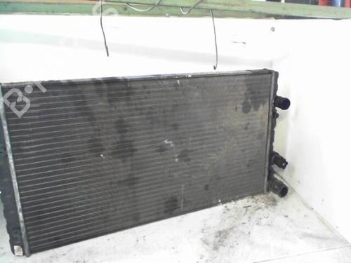 Used Water radiator VW POLO III (6N1) 60 1.4 (60 hp) 24063787