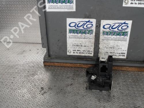 Used Front right lock RENAULT CLIO II (BB_, CB_) 1.5 dCi (B/CB07) (65 hp) 24073080