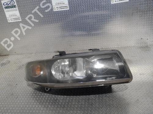 Used Right headlight SEAT LEON (1M1) 1.9 TDI (110 hp) 24074611