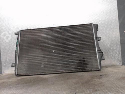 Used Water radiator VW PASSAT B6 (3C2) 1.9 TDI (105 hp) 24083050
