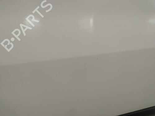 Used Right front door RENAULT CLIO III (BR0/1, CR0/1) 1.5 dCi (C/BR0G, C/BR1G) (68 hp) 27621378