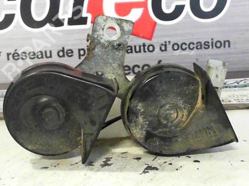 Used Horn Horn RENAULT ESPACE IV (JK0/1_) 2.2 dCi (JK0H) (150 hp) 24064106 24064106