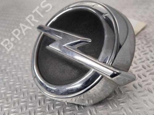 Tailgate handle OPEL CORSA E (X15) 1.4 (08, 68) | BP25703753C132 