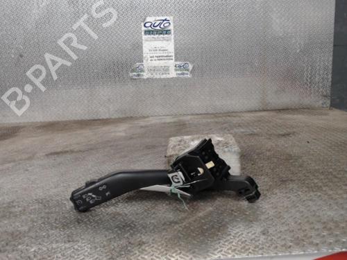 Used Steering column stalk VW GOLF VI (5K1) 2.0 TDI (110 hp) 24082799