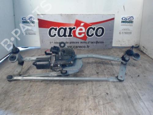 Used Front wiper motor VW PASSAT B7 Variant (365) 2.0 TDI (140 hp) 24068126