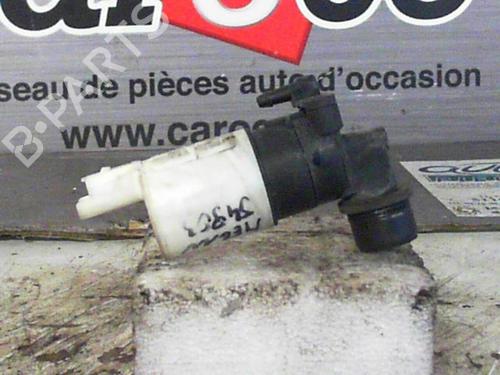 Used Washer pump RENAULT MEGANE II Coupé-Cabriolet (EM0/1_) 1.9 dCi (120 hp) 24064903