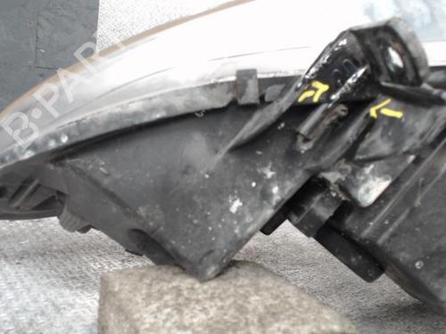 Right headlight PEUGEOT 407 SW (6E_, 6D_) 1.6 HDi 110 | BP24091256C29 