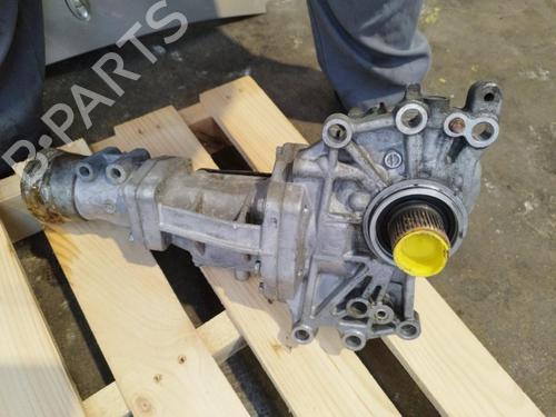 Boîte de transfert MITSUBISHI OUTLANDER II (CW_W) 2.2 DI-D 4WD (177 hp) 28526788