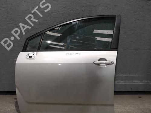 Used Left front door TOYOTA COROLLA Verso (ZER_, ZZE12_, R1_) 2.2 D-4D (AUR10_, AUR10R) (136 hp) 24088014