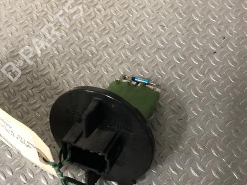 Heater resistor CITROËN C3 II (SC_) 1.4 HDi 70 (SC8HZC, SC8HR0, SC8HP4) | BP24088479M108 - Image 3