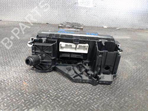 Used Climate control SKODA OCTAVIA II (1Z3) 1.9 TDI (105 hp) 24090946