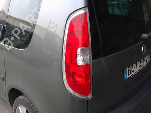 Left taillight SKODA ROOMSTER (5J7) 1.9 TDI | BP24077022C34