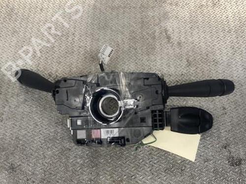 Used Switch Switch PEUGEOT 208 I (CA_, CC_) 1.2 VTI 82 (82 hp) 30484459 30484459