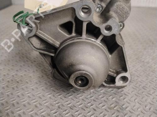 starter-renault-megane-iv-hatchback-b9amn_-2015-31266054 main image