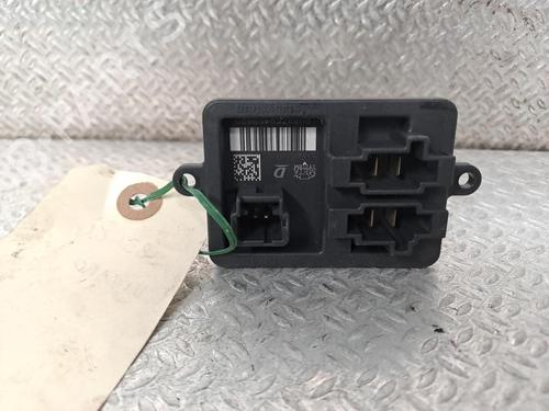 Used Heater resistor OPEL VIVARO C Van (K0) 2.0 (122 hp) 24062348