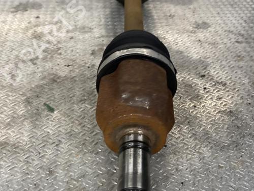 Used Left front driveshaft FIAT PUNTO (199_) 1.3 D Multijet (84 hp) 24101716