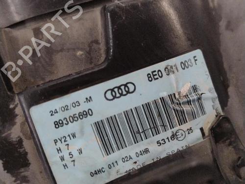 Lyskaster venstre AUDI A4 B6 (8E2) 1.9 TDI (130 hp) 26590852