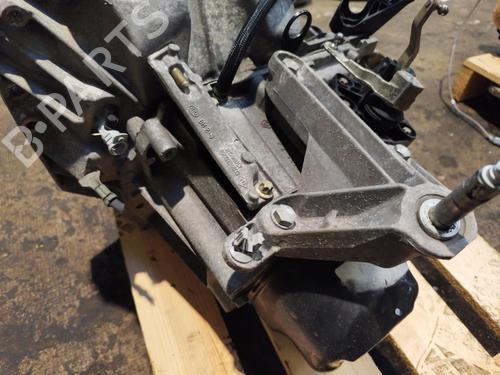 Gearbox RENAULT CLIO III (BR0/1, CR0/1) 1.4 16V | BP31266122M3