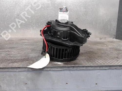 Ventilator motor AUDI A3 Sportback (8YA, 8YF) 30 TDI (116 hp) 24093404