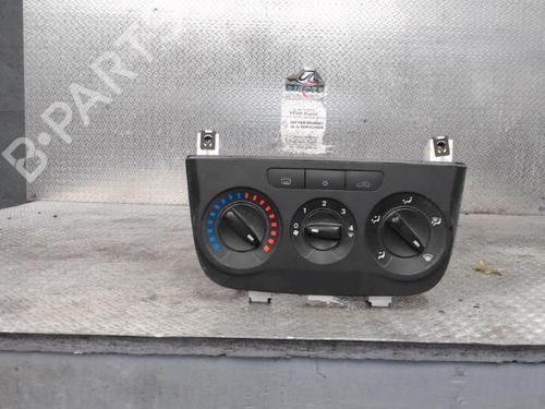 Used Climate control Climate control FIAT GRANDE PUNTO (199_) 1.2 (65 hp) 24095635 24095635