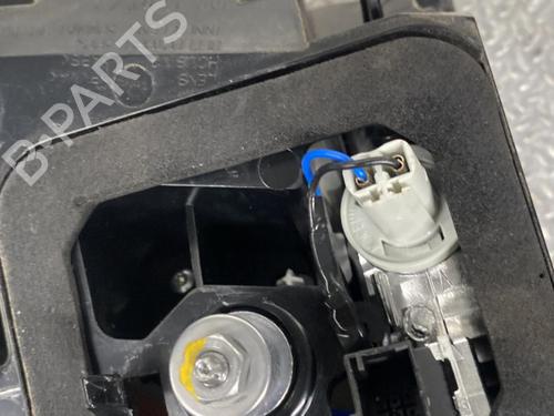 Used Left tailgate light Left tailgate light PEUGEOT 3008 II SUV (MC_, MR_, MJ_, M4_) 1.5 BlueHDi 130 (131 hp) 24101607 24101607