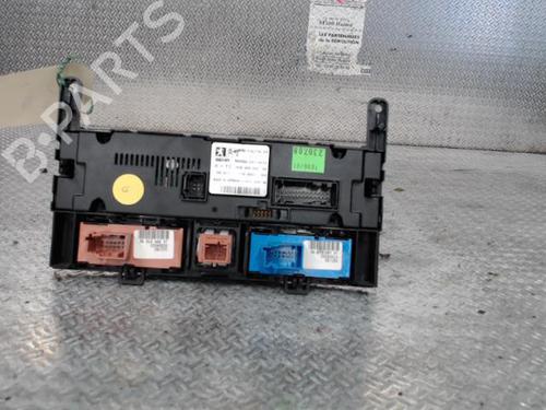 climate-control-peugeot-407-6d_-2004-2005-2006-2007-2008-2009-2010-2011-24090752 main image