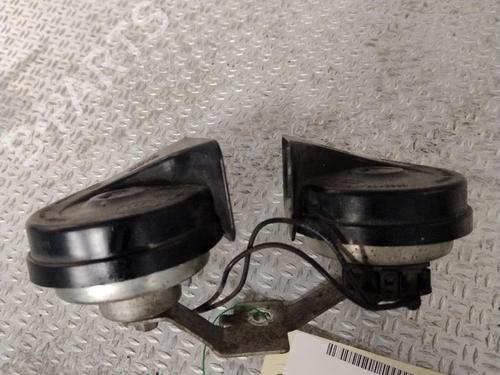 Horn FORD KUGA I 2.0 TDCi | BP30047377E13 - Image 2