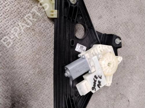 Rudehejsemekanisme venstre bagtil RENAULT CLIO V (B7_) 1.6 E-TECH 140 (B7MU) (140 hp) 32037728