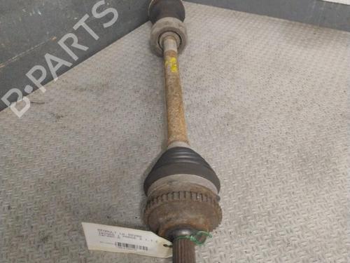 Used Right front driveshaft Right front driveshaft RENAULT TWINGO I (C06_) 1.2 16V (C06C, C06D, C06K) (75 hp) 33769847 33769847