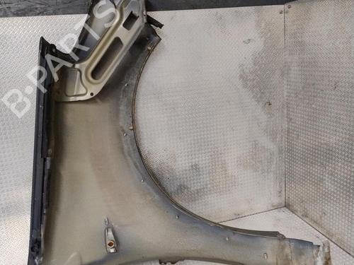 Used Left front fenders DACIA SANDERO 1.5 dCi (88 hp) 28526752