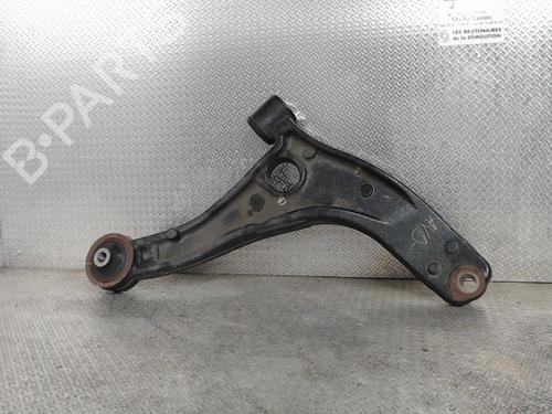 Used Right front suspension arm RENAULT MASTER III Van (FV) 2.3 dCi 180 FWD (FV04, FV07) (179 hp) 24075573