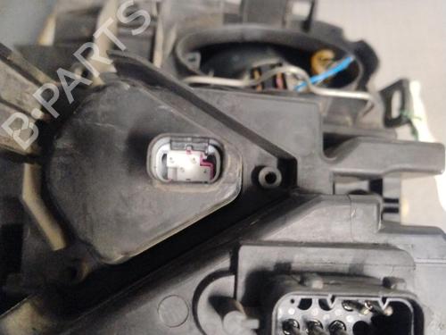 Højre forlygte Højre forlygte BMW X3 (E83) 2.0 d (150 hp) 36482625 36482625